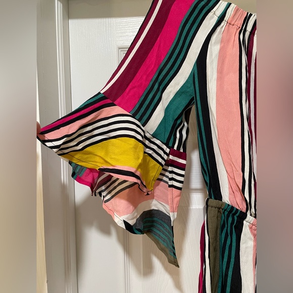 Express Romper Multicolored Stripe Off the Shoulder, Size Medium - Picture 5 of 8